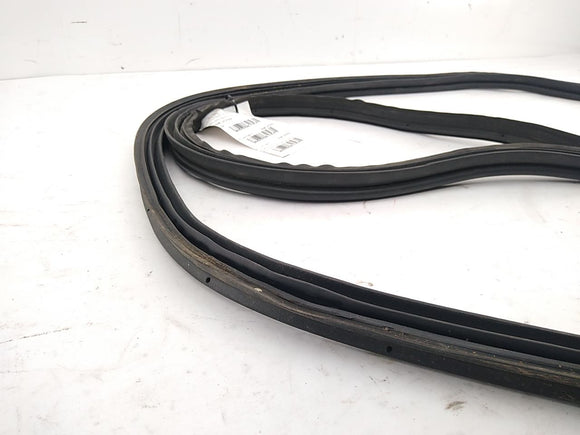 Hyundai Veloster Lid Gate Moulding