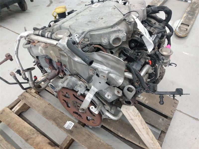 Saab 9-3 Engine Assembly With Accessories