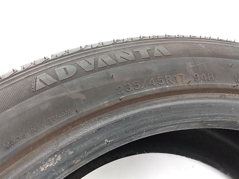 Saab 9-3 Single Advanta ER-700 Tire 235/45R17