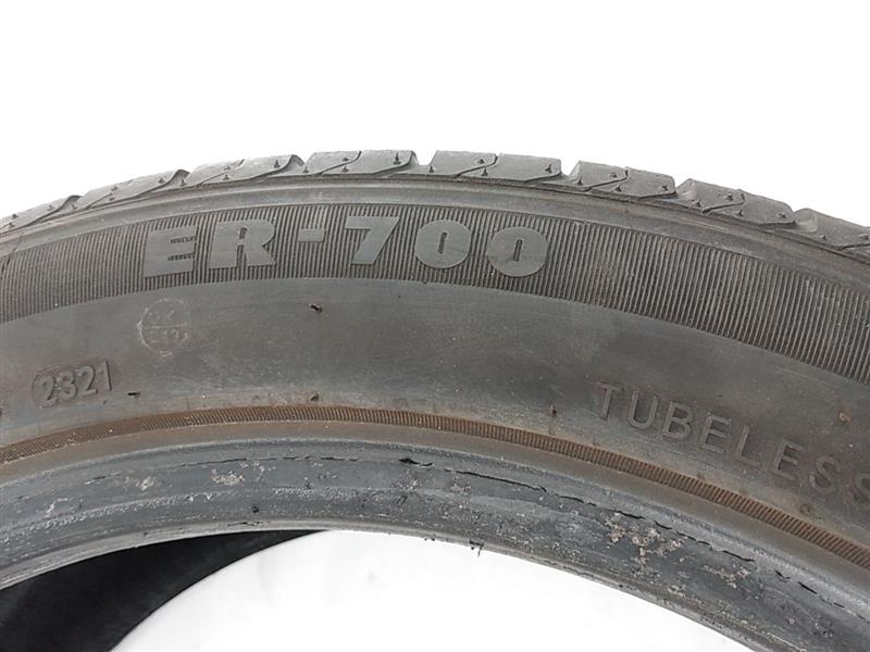 Saab 9-3 Single Advanta ER-700 Tire 235/45R17