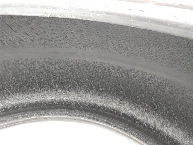 Saab 9-3 Single Advanta ER-700 Tire 235/45R17