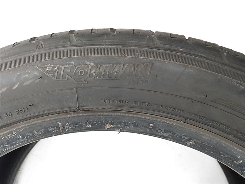 Saab 9-3 Single iMove Gen 3 A/S Tire 235/45R17