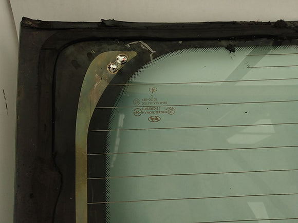 Hyundai Veloster Back Glass Upper Section