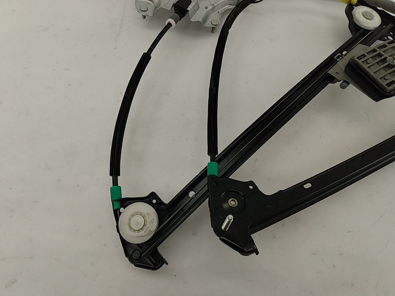 Ford Mustang Front Right Door Window Regulator