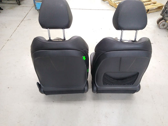 Hyundai Veloster Pair Of Front Seats