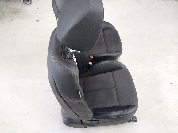 Hyundai Veloster Pair Of Front Seats