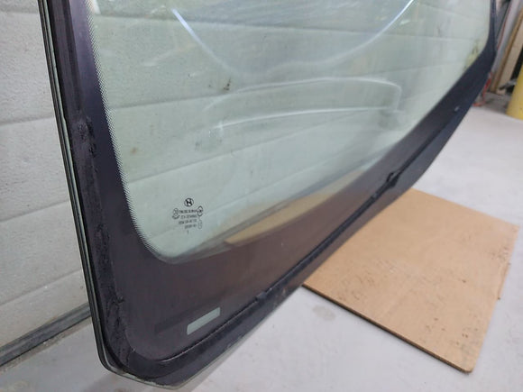 Hyundai Veloster Front Windshield