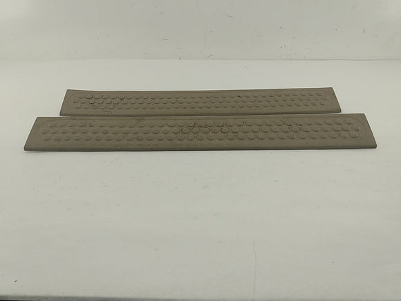 Ford Excursion Pair Of Front Door Sill Trim Panels