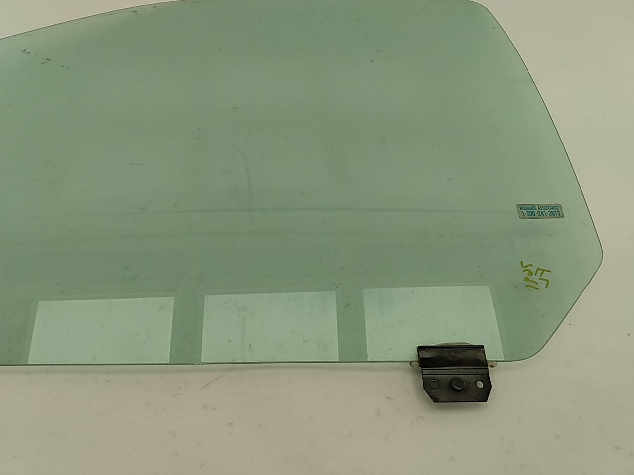 Ford Excursion Front Left Door Glass