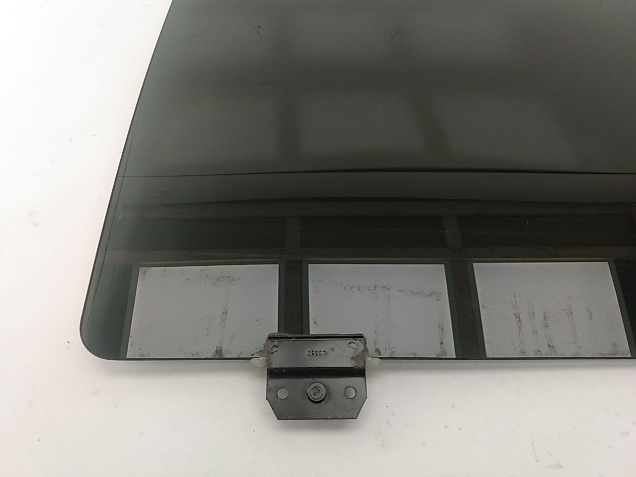 Ford Excursion Rear Left Door Glass