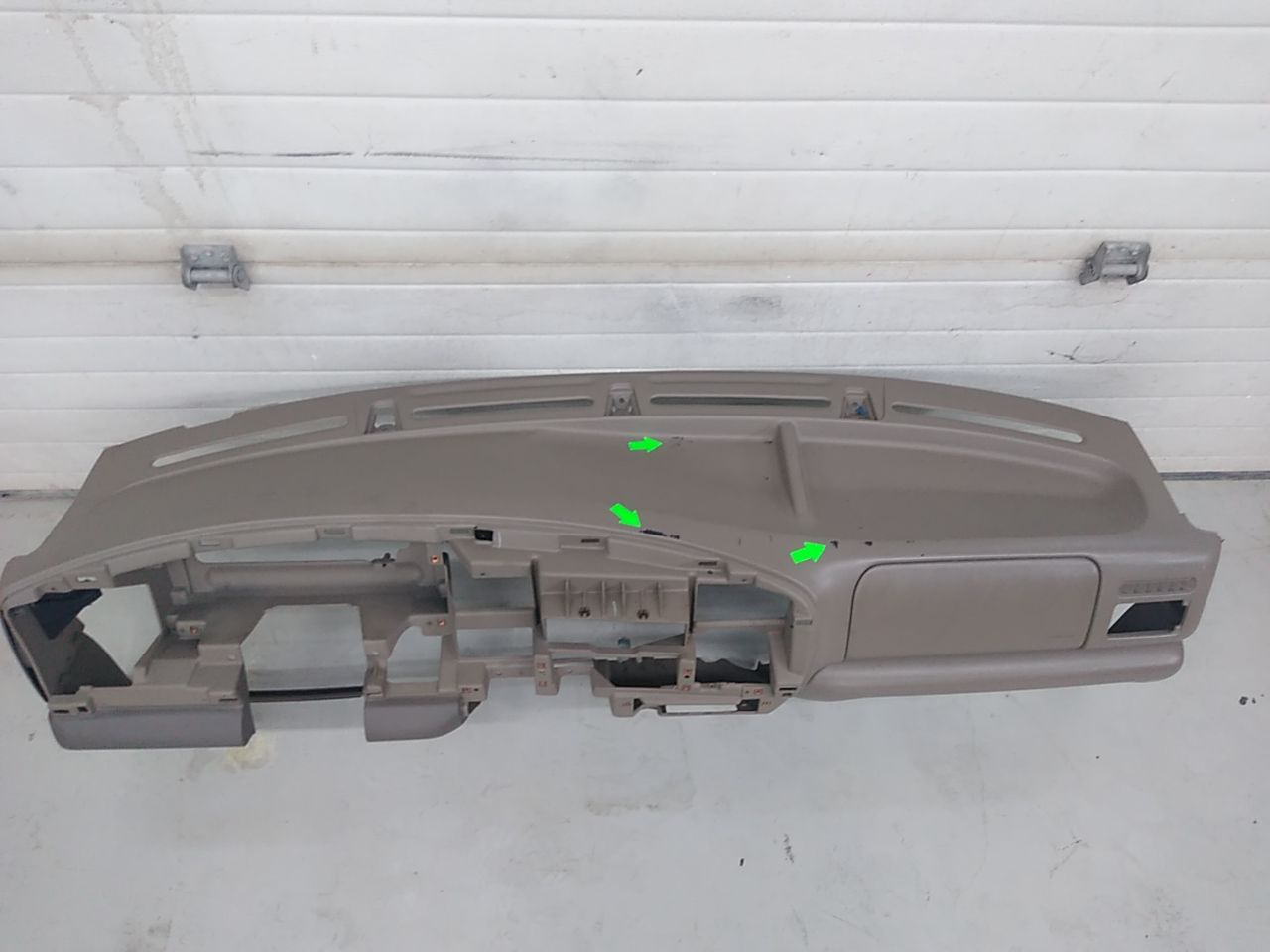 Ford Excursion Dashboard - 0