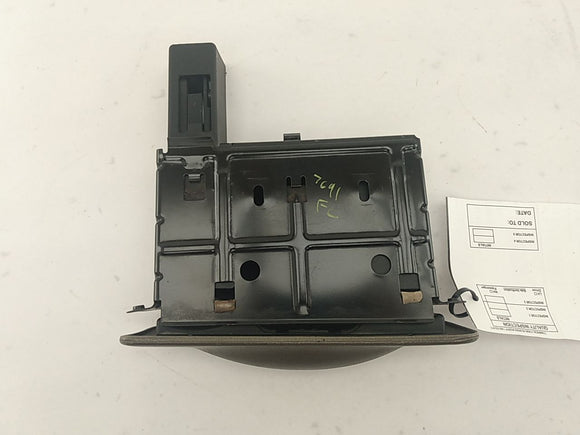 Ford Excursion Front Center Cupholders