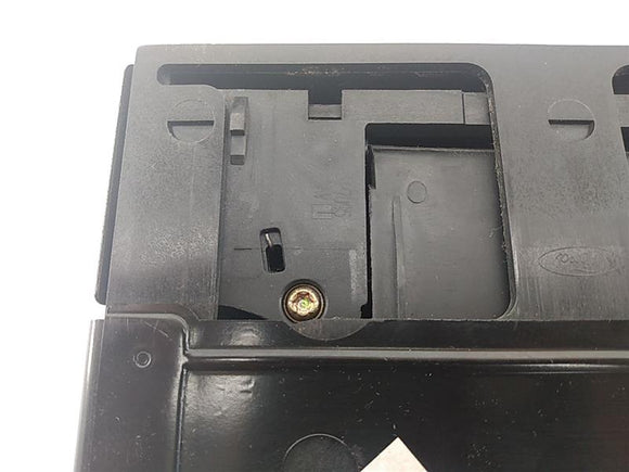 Ford Excursion Front Center Cupholders