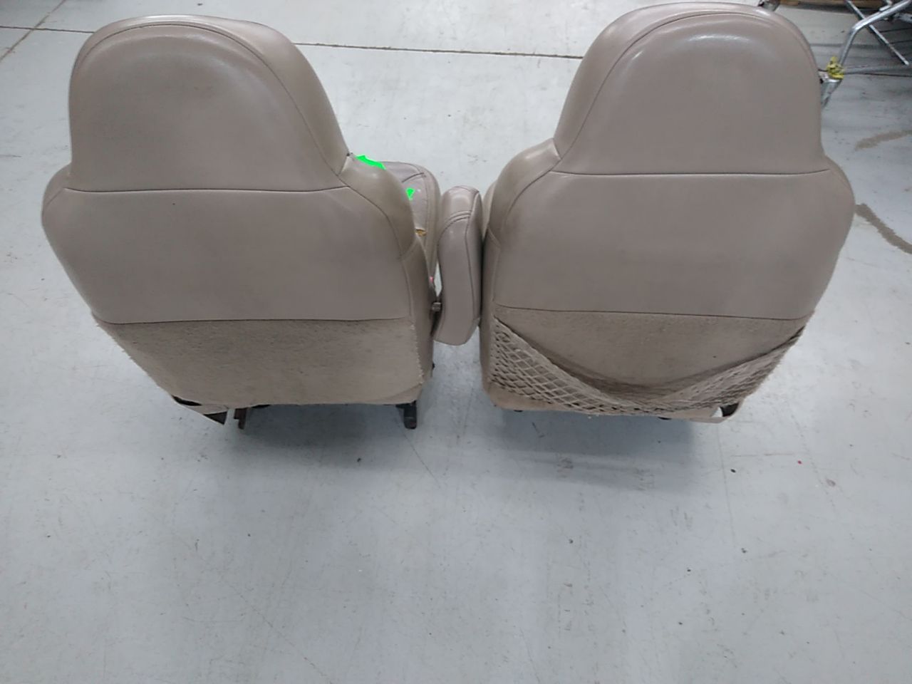 Ford Excursion Set Of Front Seats