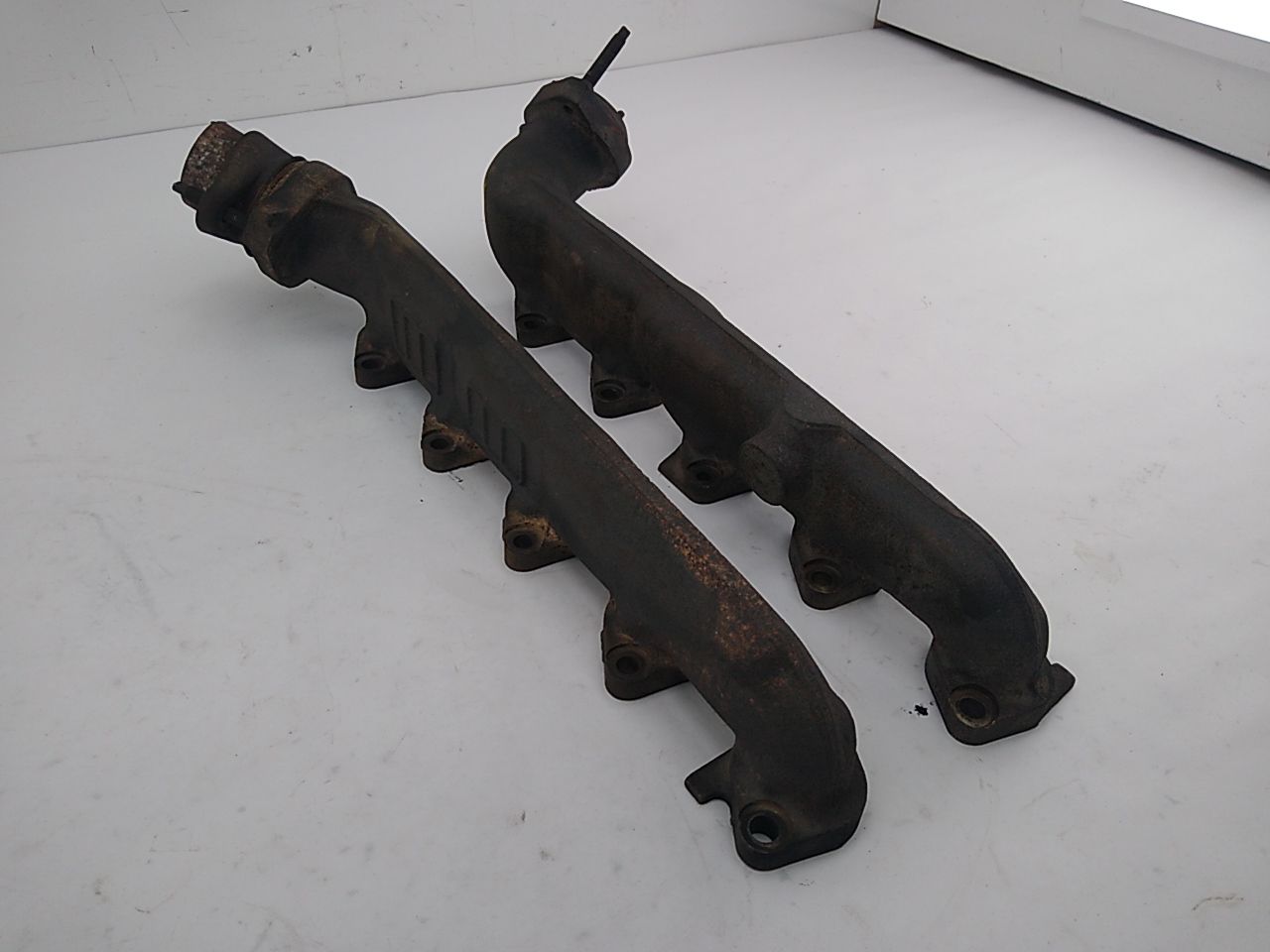 Ford Excursion Pair Of Exhaust Manifolds