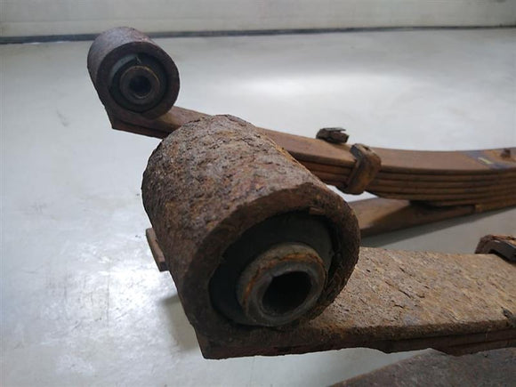 Ford Excursion Pair Of Rear Leaf Springs