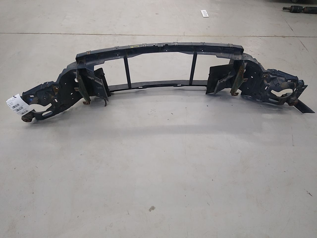 Ford Excursion Front Bumper Filler