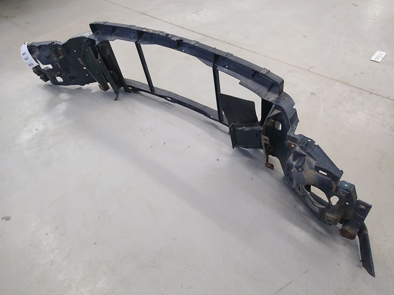 Ford Excursion Front Bumper Filler