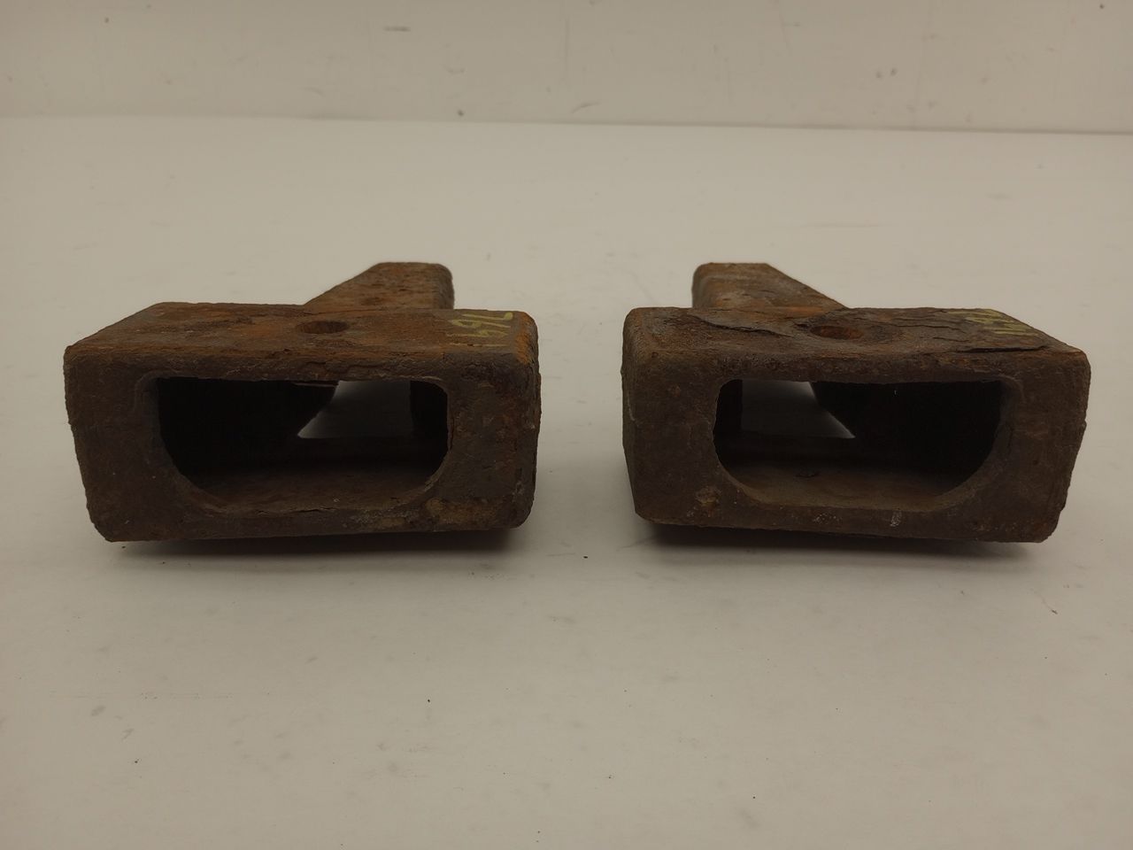 Ford Excursion Pair Of Leaf Spring Spacers