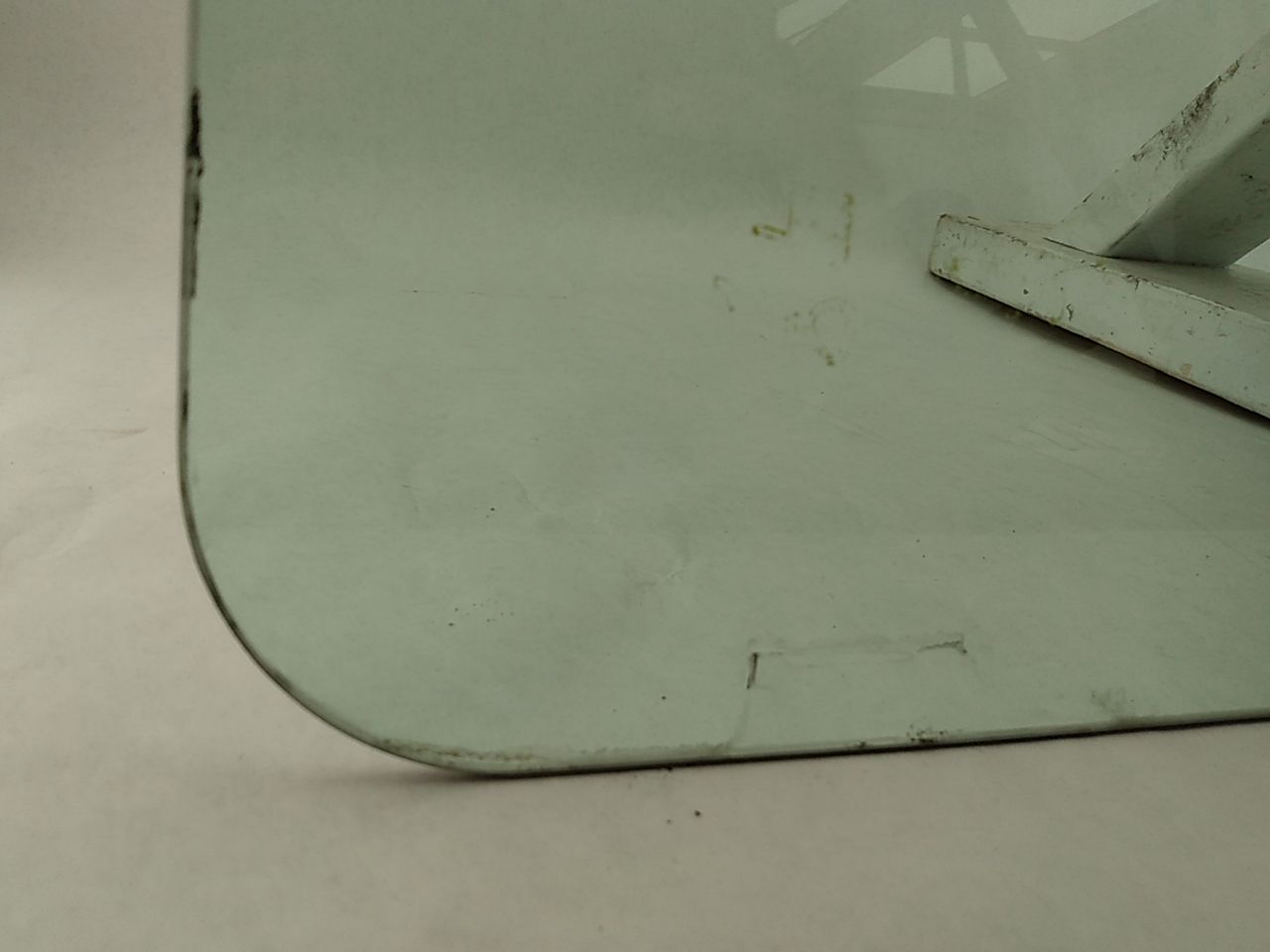 Hummer H3 Front Left Door Glass