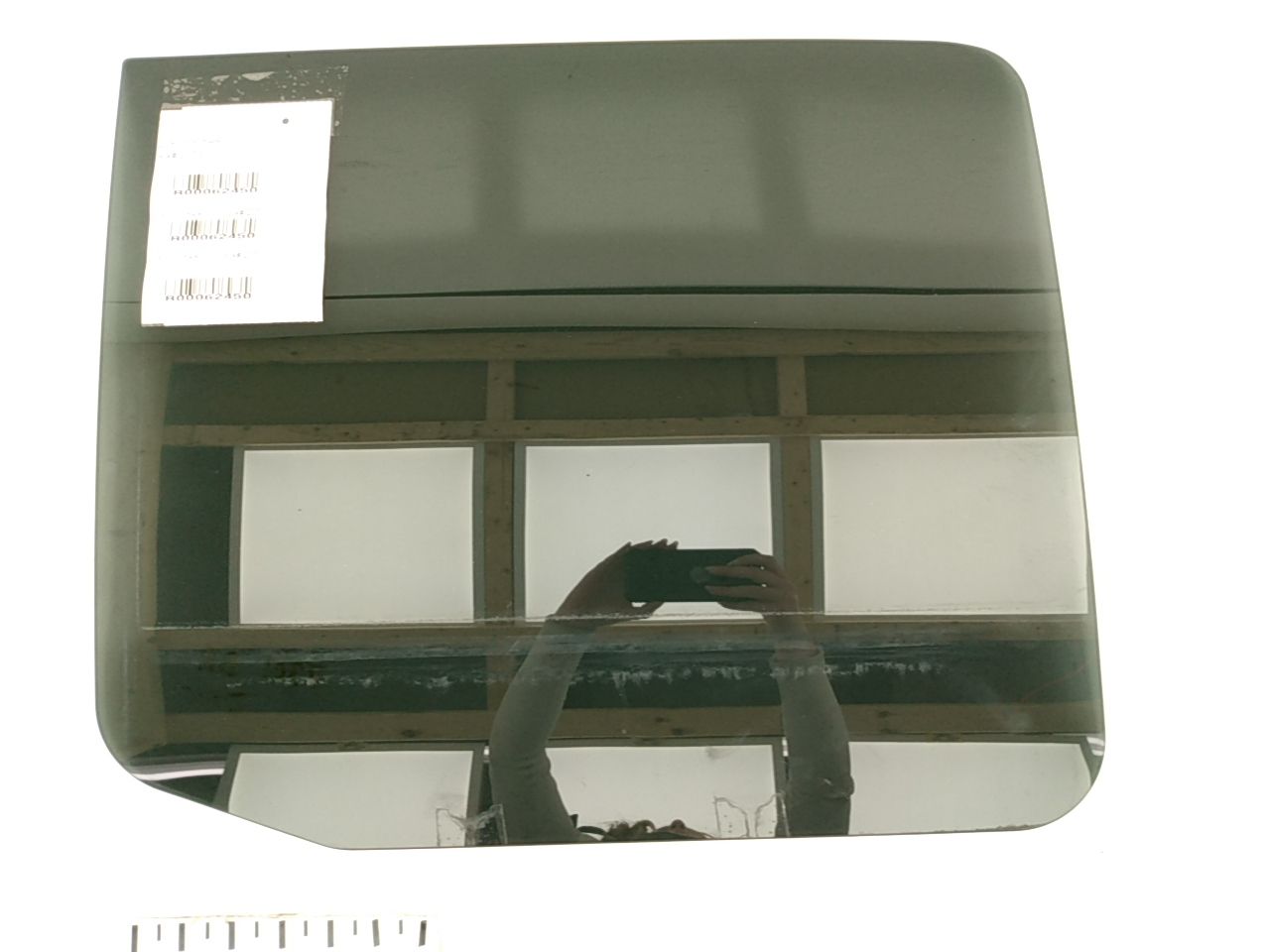 Hummer H3 Rear Right Door Glass