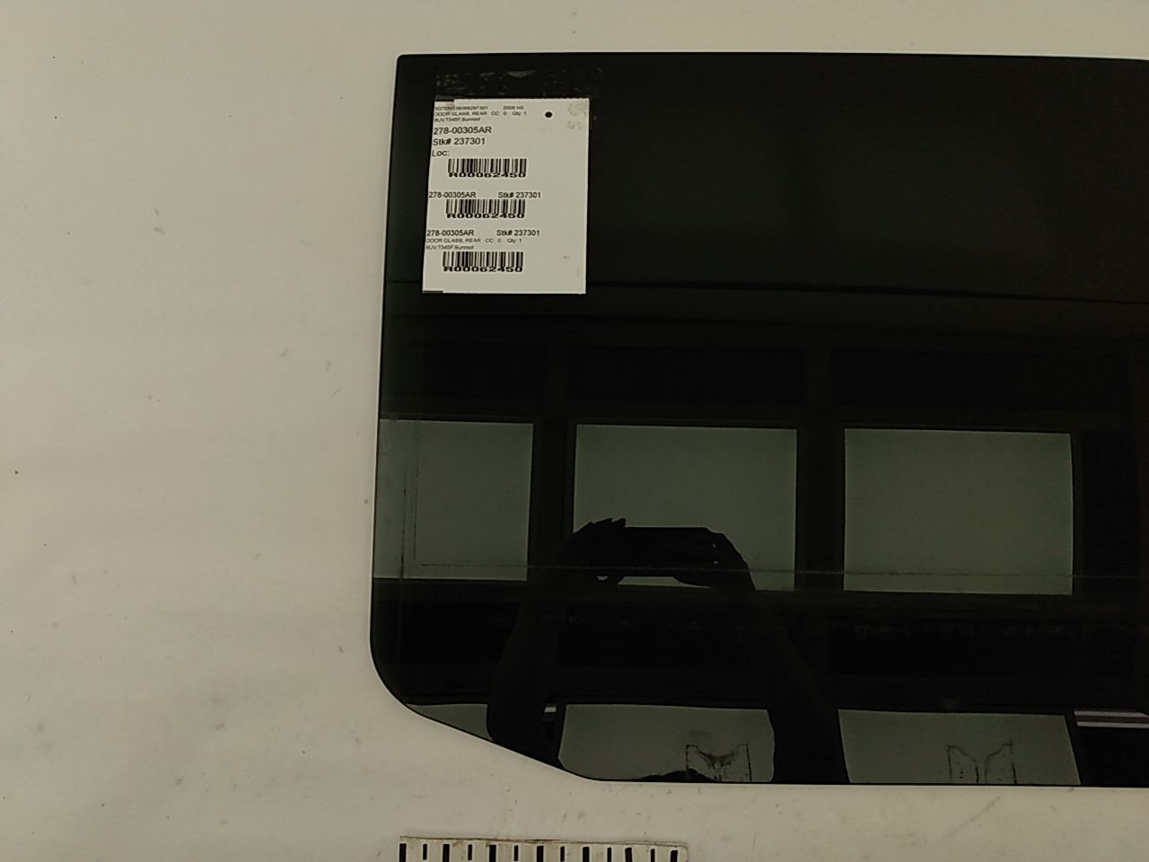 Hummer H3 Rear Right Door Glass