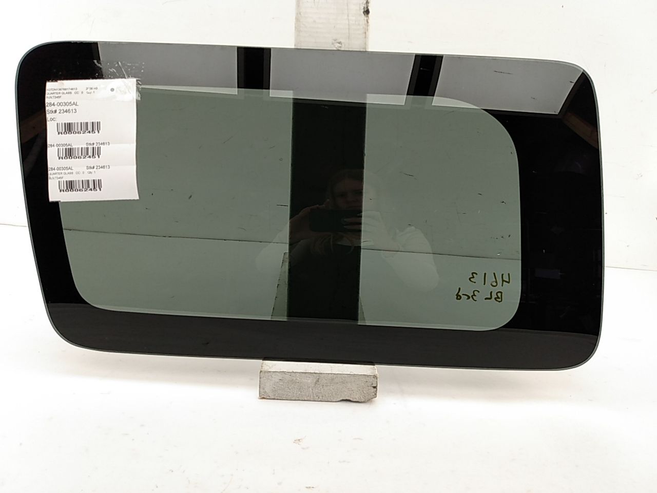 Hummer H3 Rear Left Quarter Glass