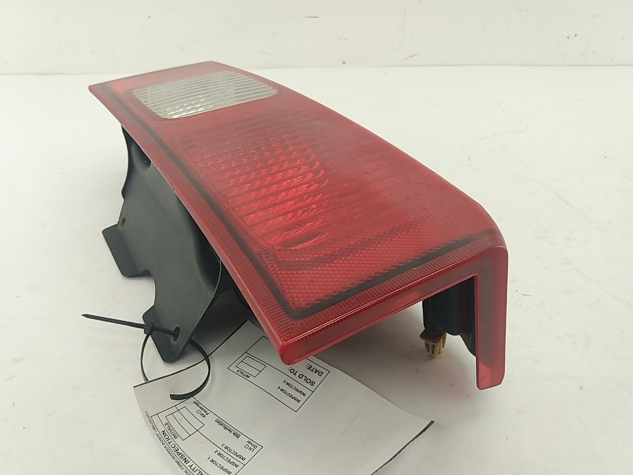 Hummer H3 Rear Left Tail Lamp Assembly