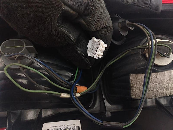 Hummer H3 Rear Left Tail Lamp Assembly