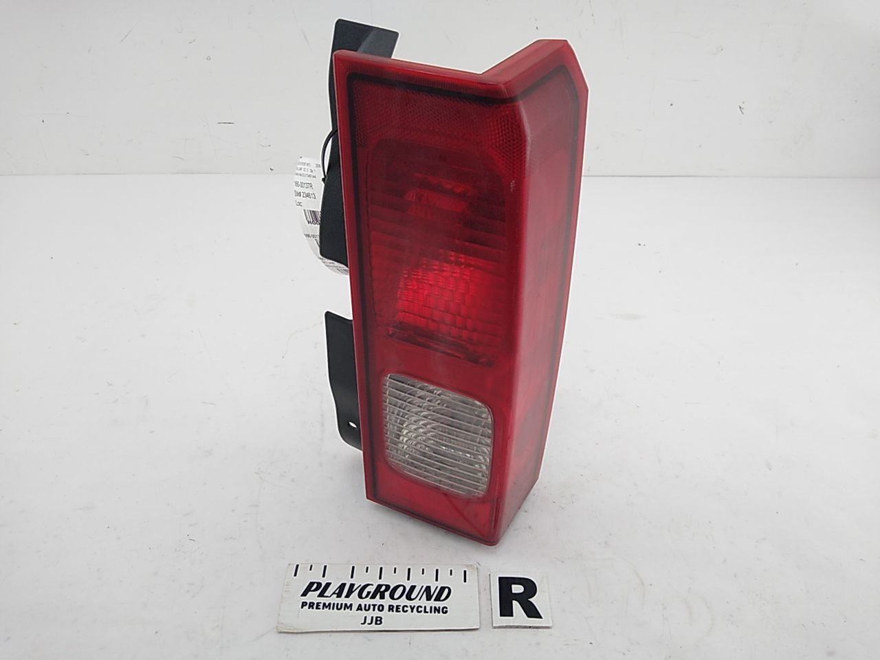 Hummer H3 Rear Right Tail Lamp Assembly