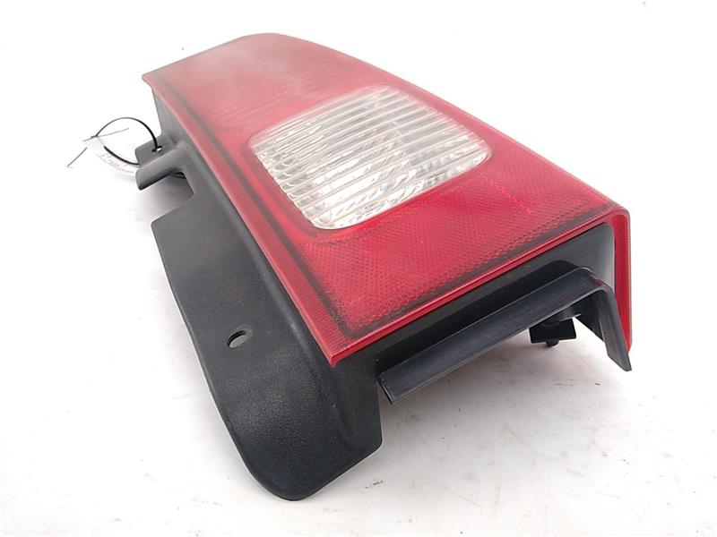 Hummer H3 Rear Right Tail Lamp Assembly