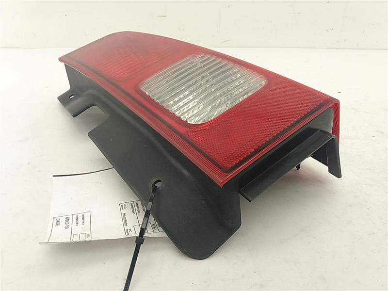 Hummer H3 Rear Right Tail Lamp Assembly