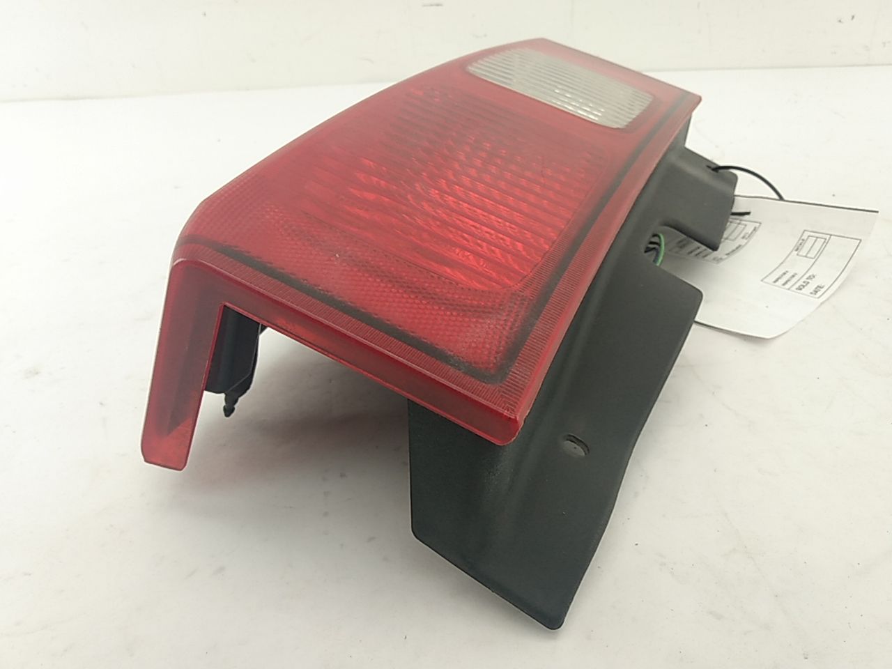 Hummer H3 Rear Right Tail Lamp Assembly