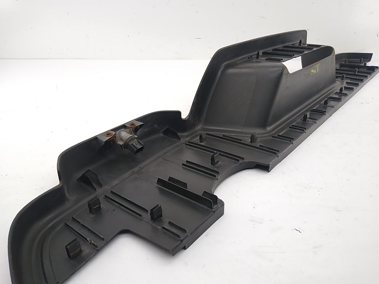 Hummer H3 Rear Hatch Sill Plate Trim