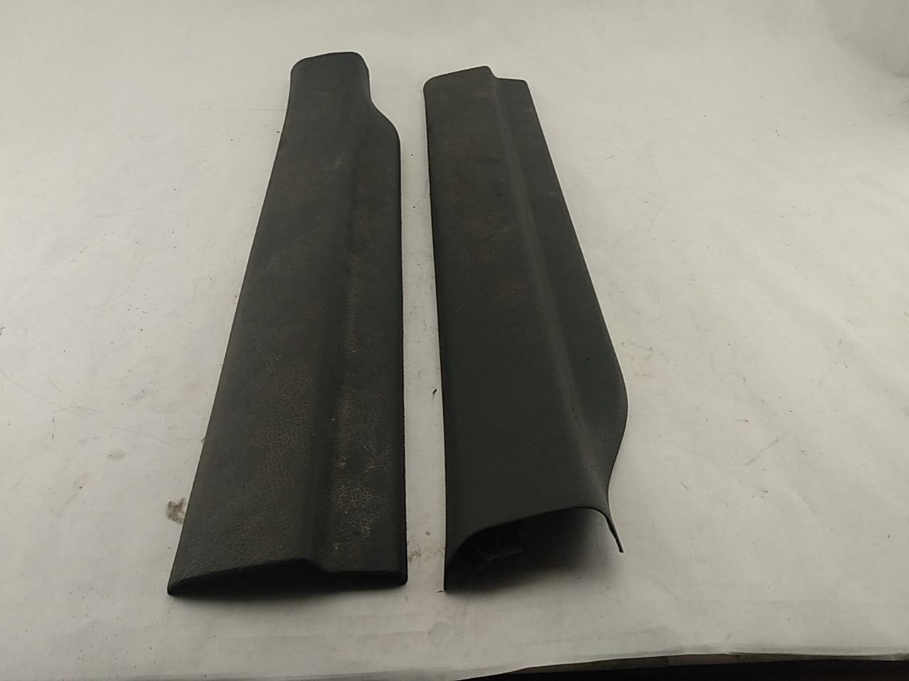 Hummer H3 Pair Of Front Door Sill Plates