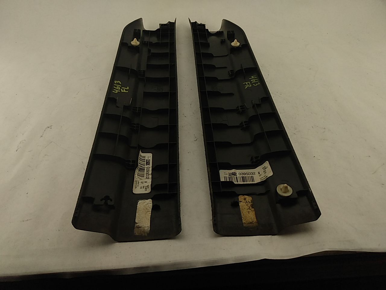 Hummer H3 Pair Of Front Door Sill Plates