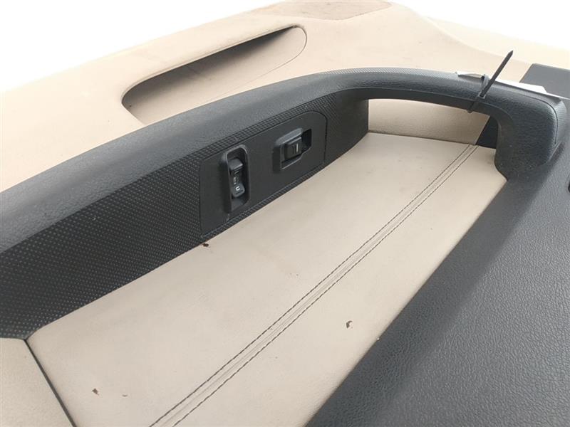 Hummer H3 Front Right Door Panel