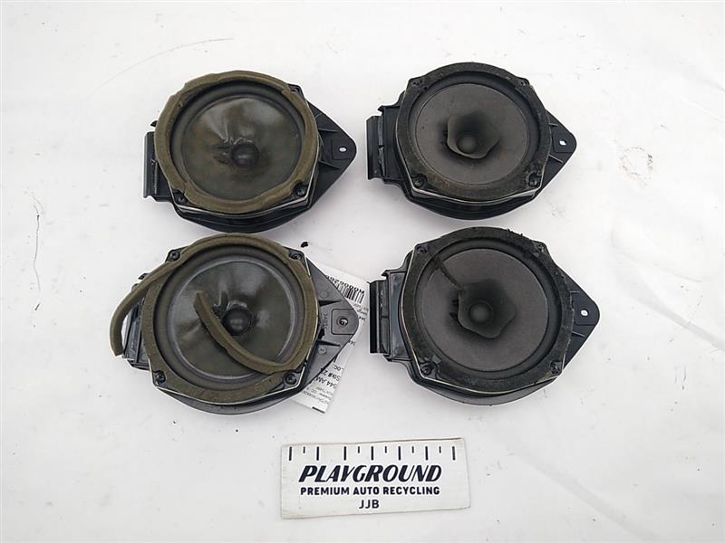 Hummer H3 Set Of Four Speakers