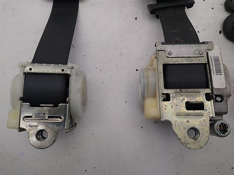 Hummer H3 Set Of Four Seat Belts