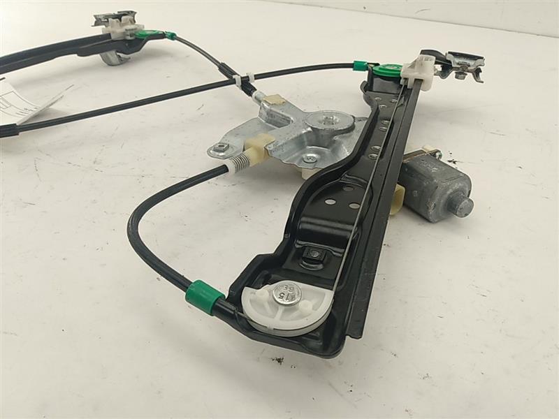 Hummer H3 Front Right Window Regulator