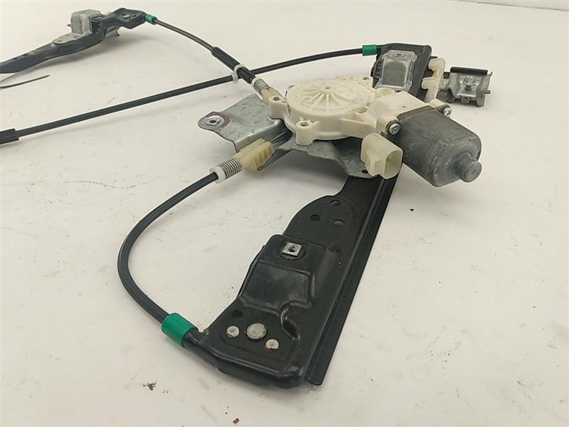 Hummer H3 Front Left Window Regulator