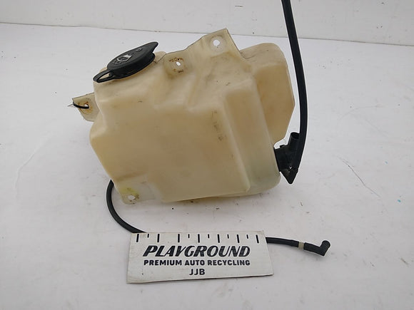 Hummer H3 Windshield Washer Reservoir