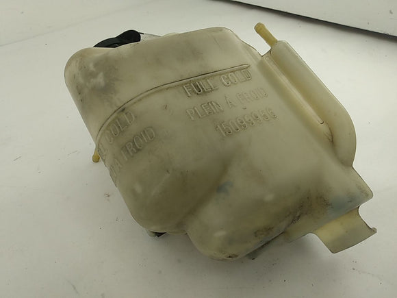 Hummer H3 Coolant Reservoir