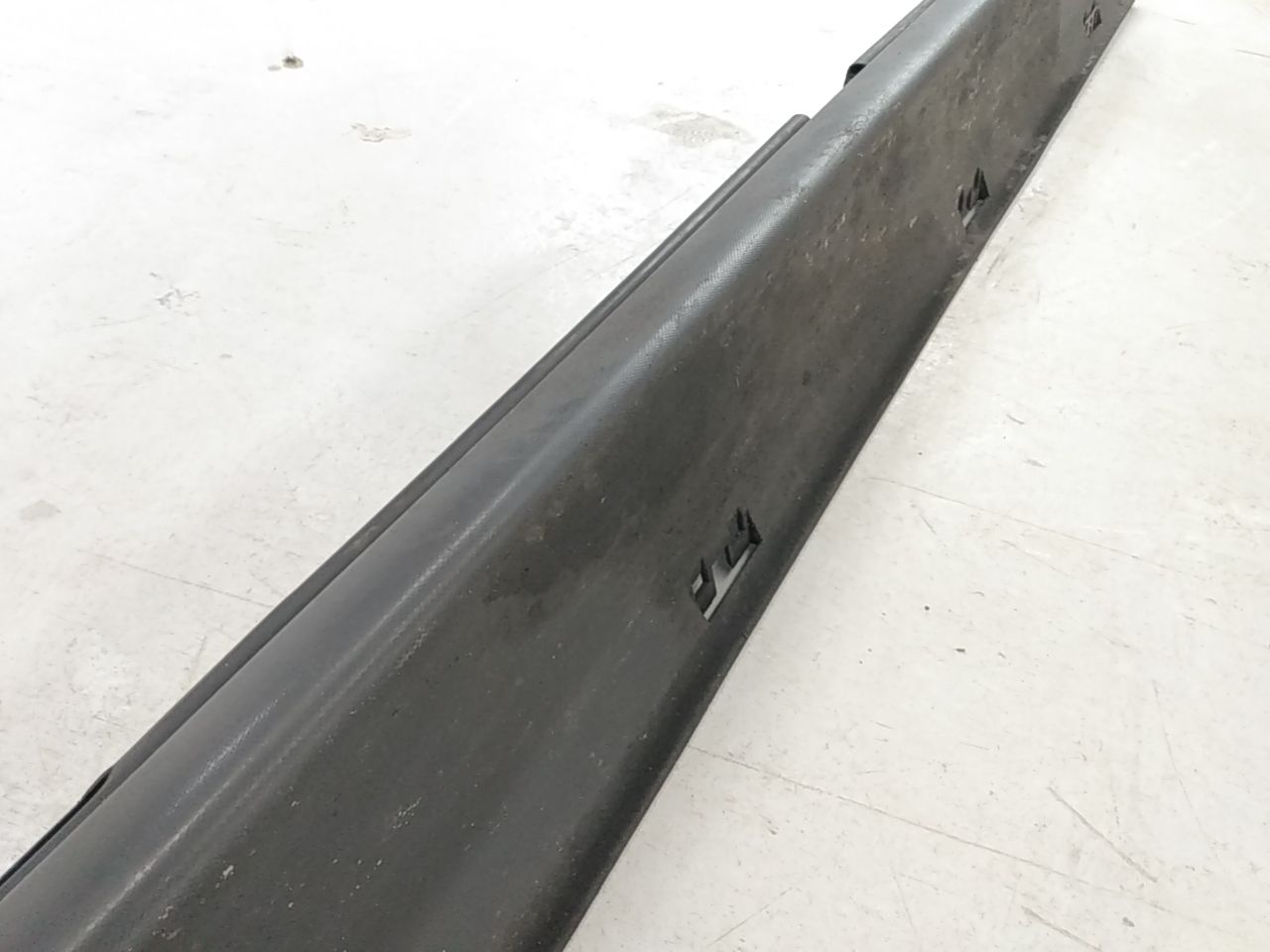 Hummer H3 Left Side Skirt