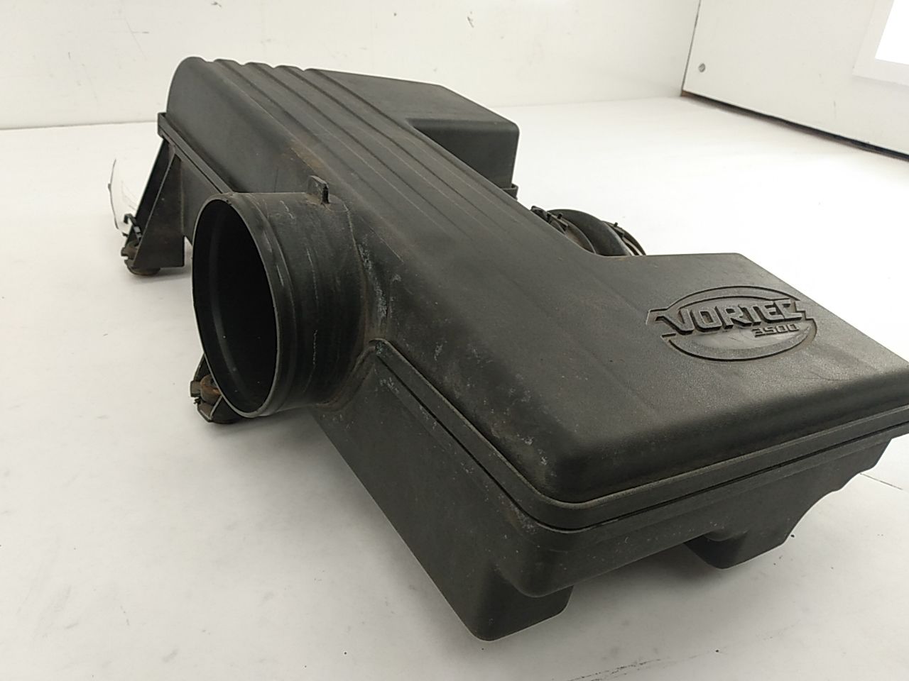 Hummer H3 Air Intake Resonator