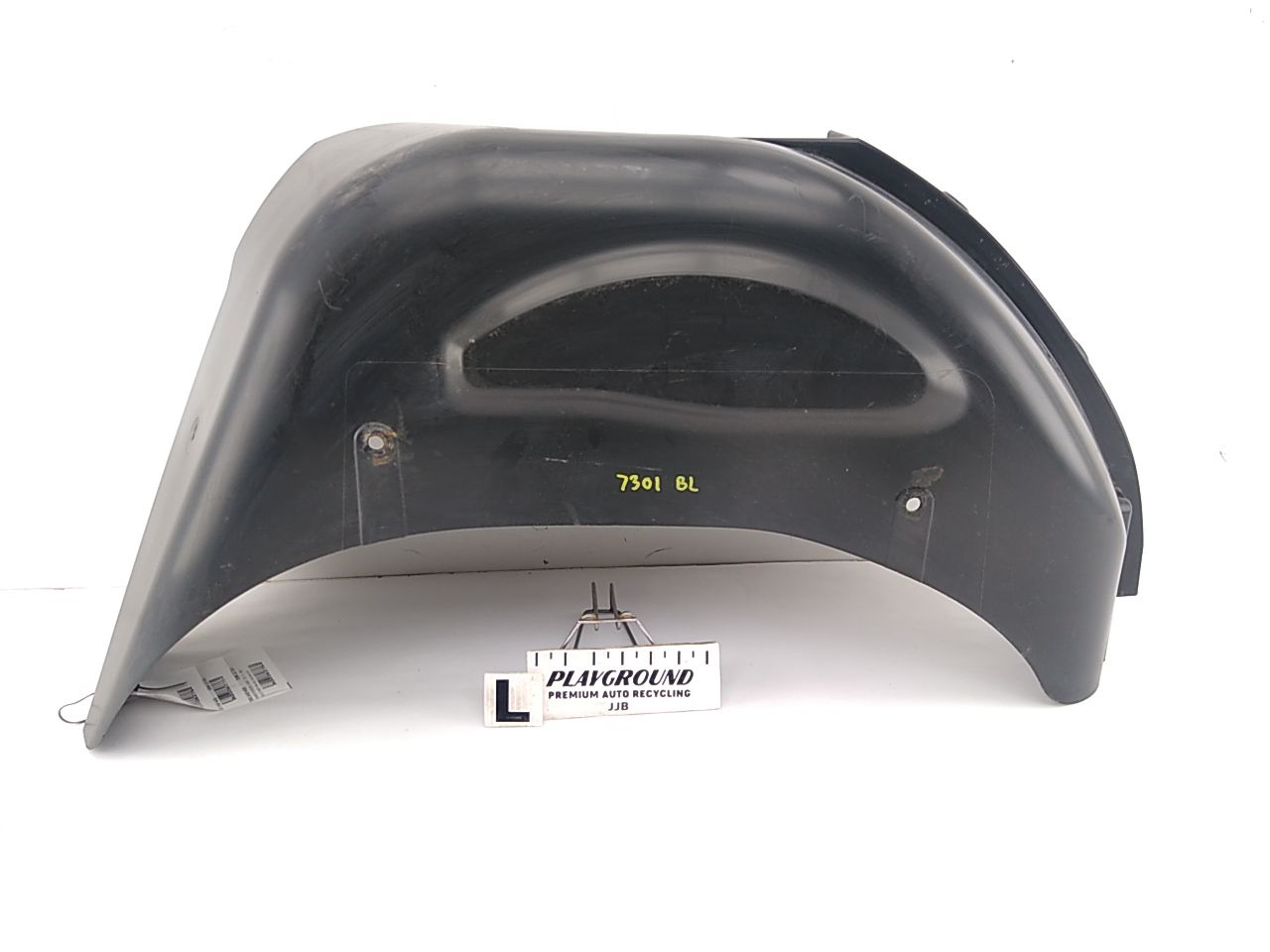 Hummer H3 Rear Left Inner Fender Liner