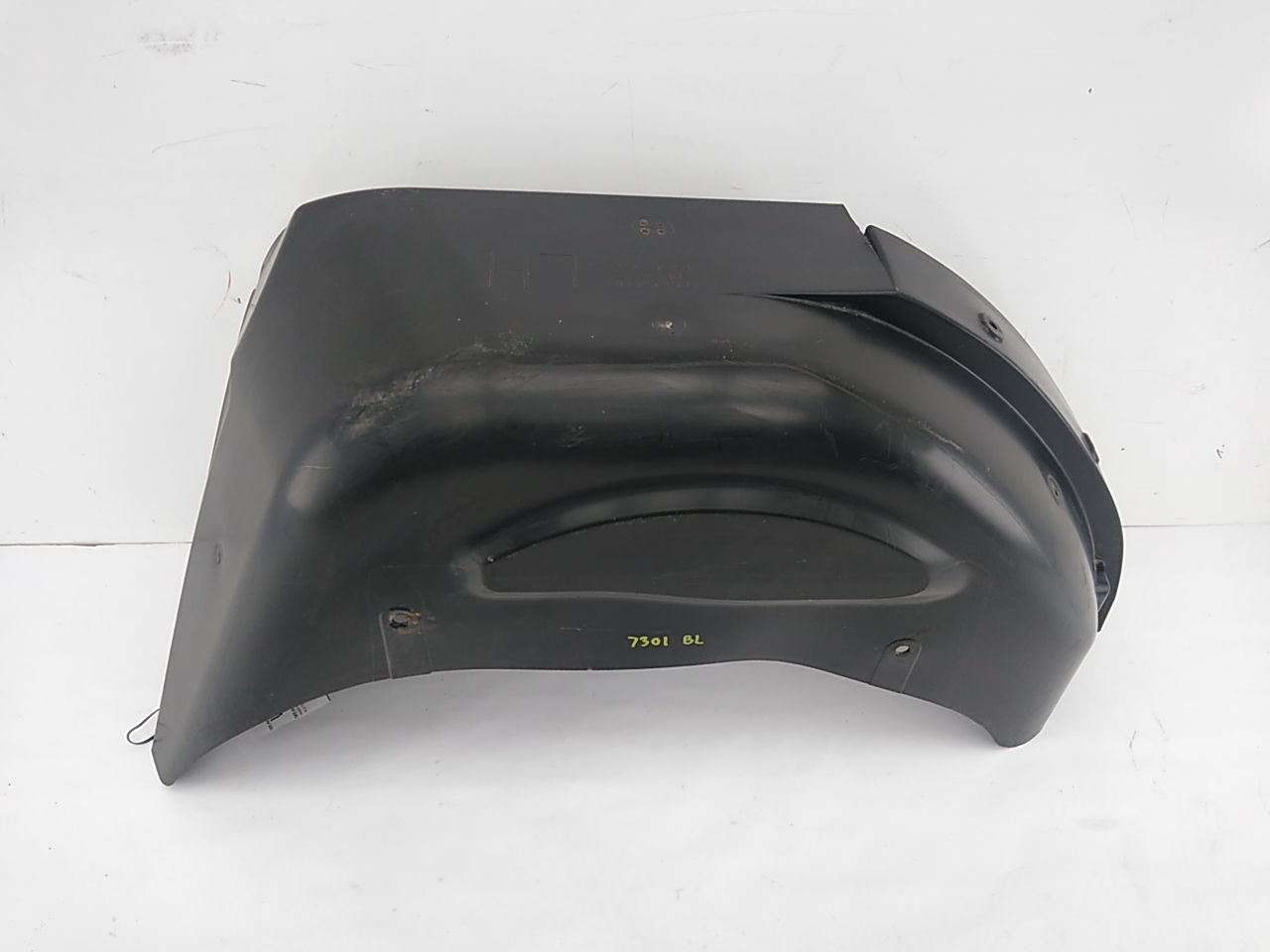 Hummer H3 Rear Left Inner Fender Liner - 0