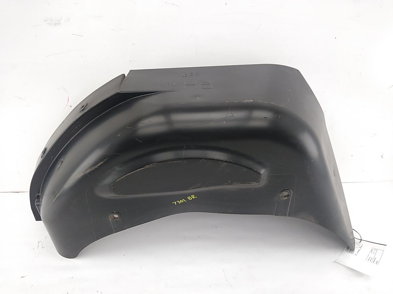 Hummer H3 Rear Right Inner Fender Liner - 0