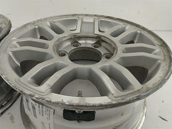 Hummer H3 Set of Two Wheels