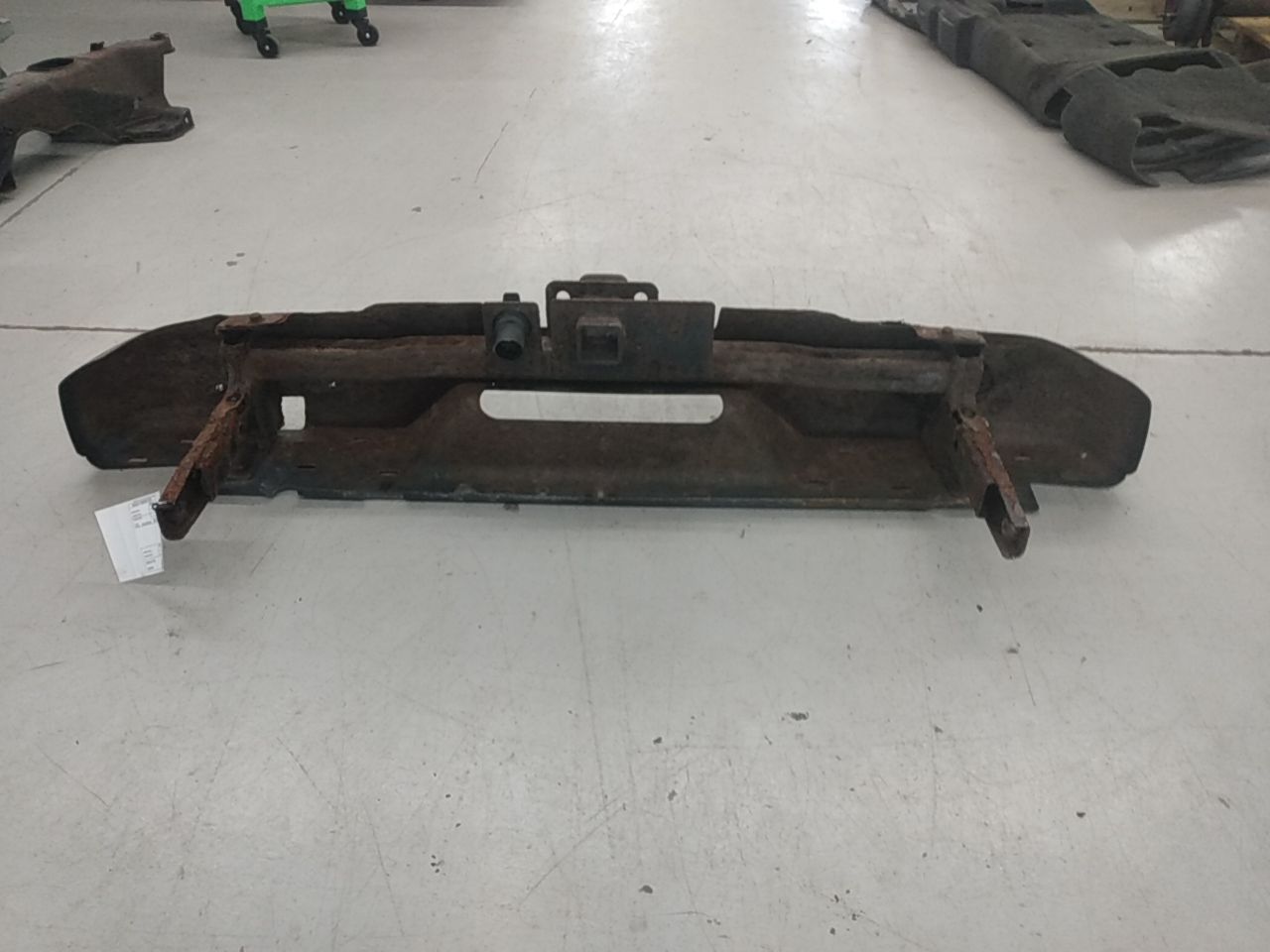 Hummer H3 Rear Bumper Assembly With Hitch